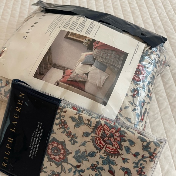 Lauren Ralph Lauren Duvet Cover and one standard pillow case - Picture 4 of 4